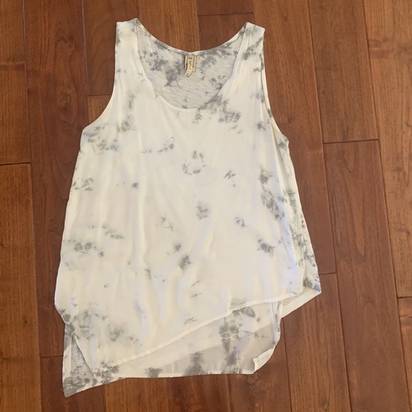 XCVI Tie Dye Tank Women's Size M Gray White Asymmetrical Knit Woven Combo #13050 - Picture 1 of 9